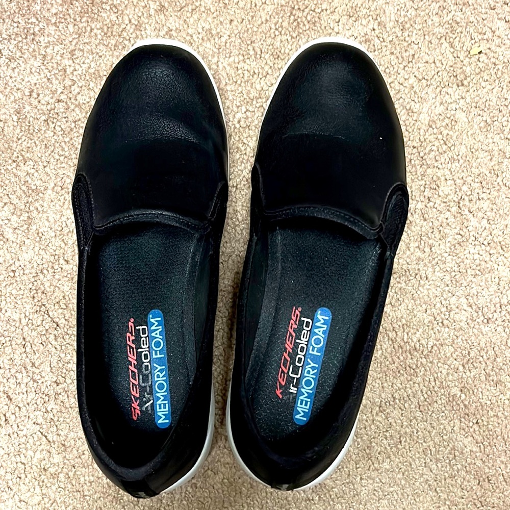 Black Sketchers. Air-Cooled a Memory Foam.